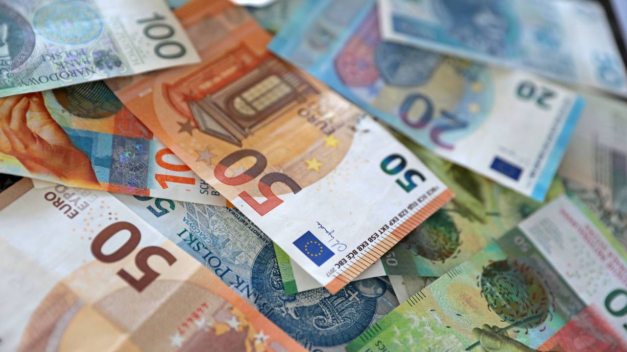 Geldnoten: Schweizer Franken, Euro und Zloty