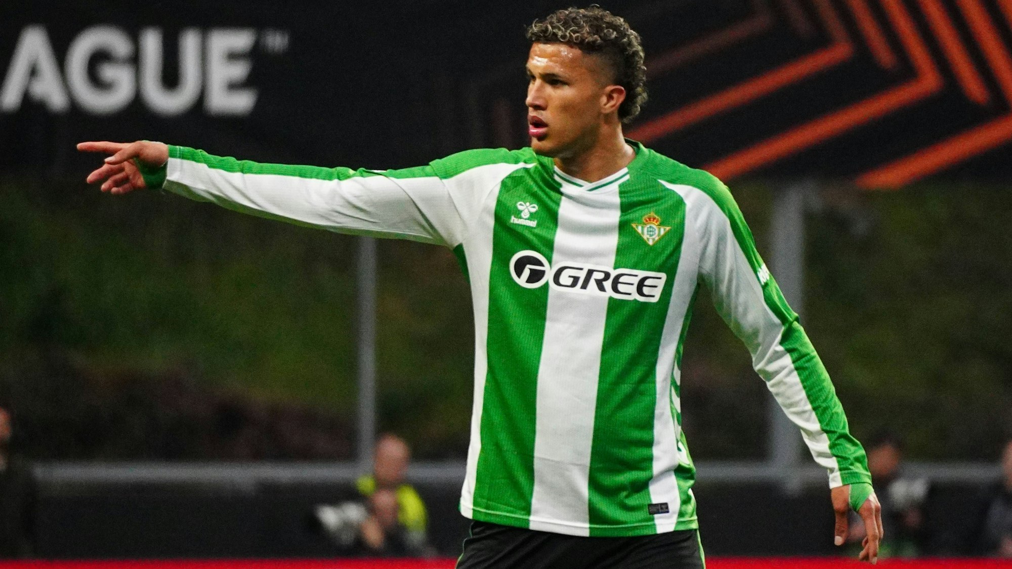 Nelson Deossa beim Spiel von Real Betis in der Europa League.