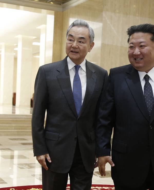 Chinas Außenminister besucht Nordkorea