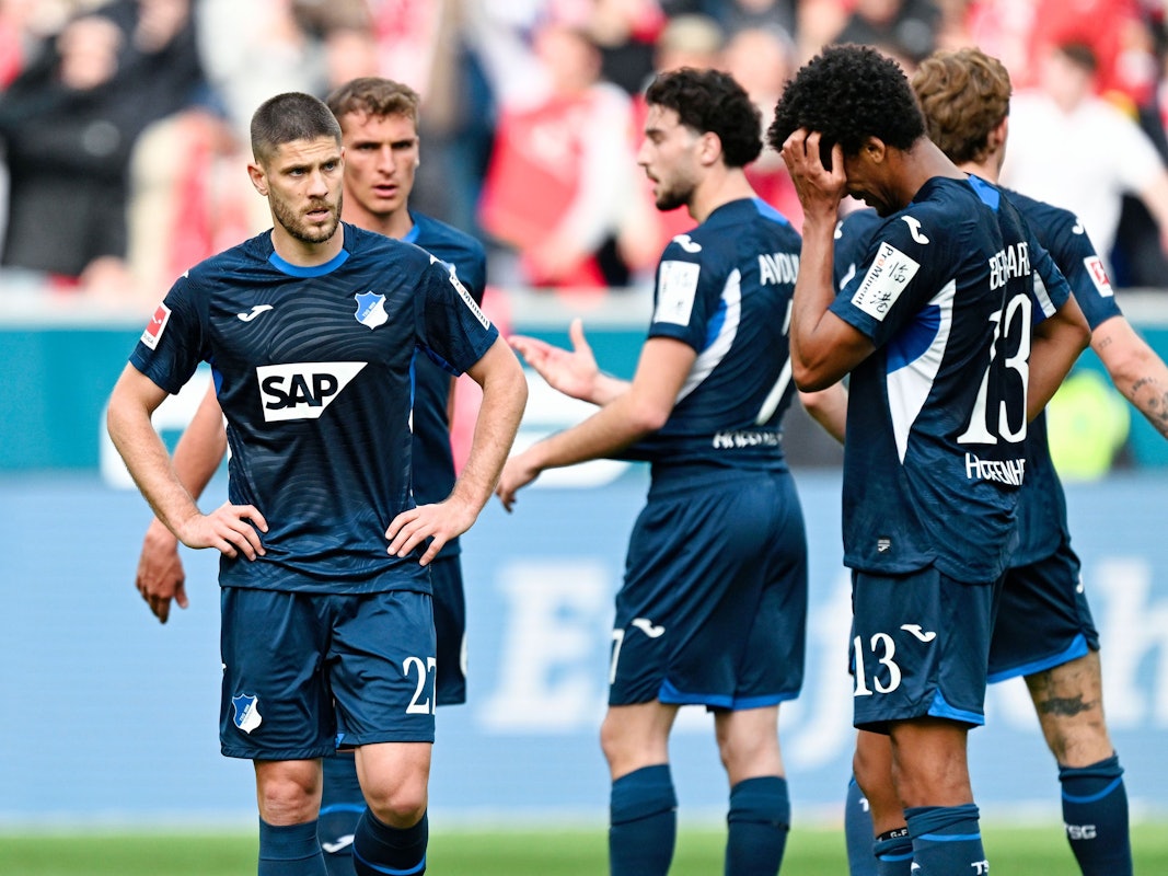 Enttäuschte Hoffenheim-Spieler.
