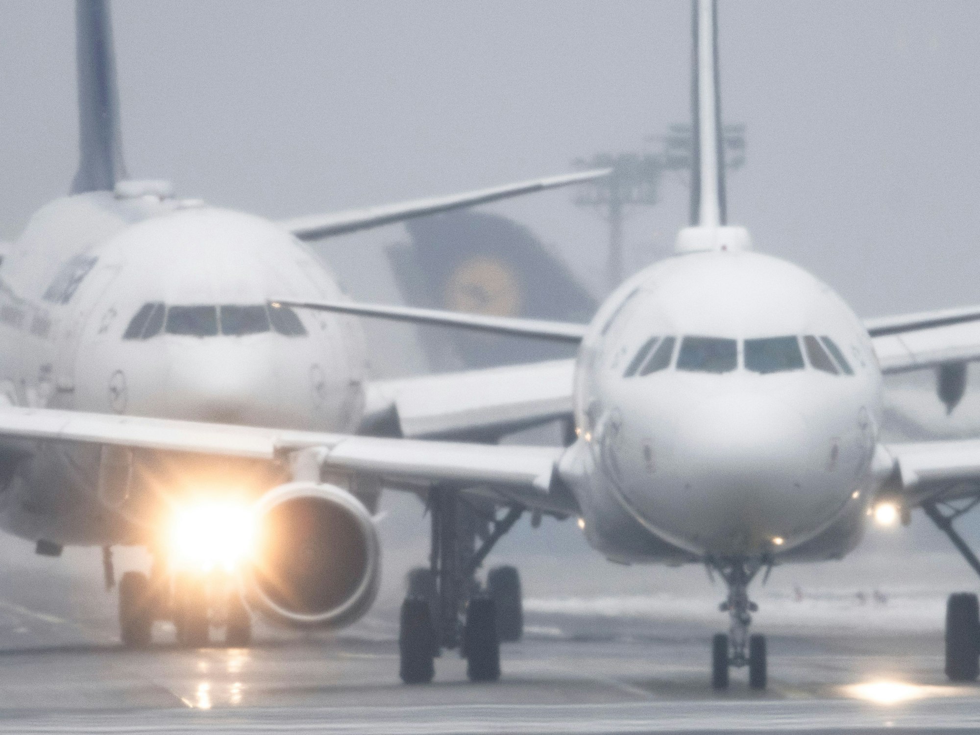 Zwei Tage lang bleiben viele Lufthansa-Flieger am Boden (Archivbild).