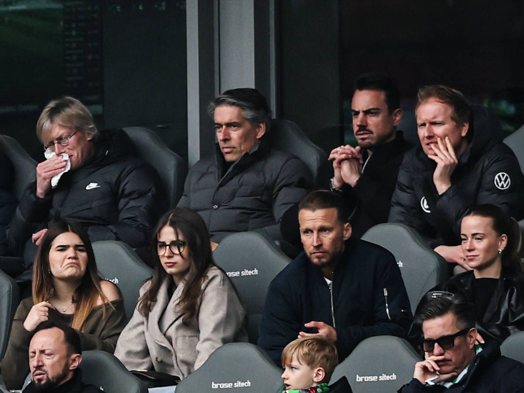 Die Wolfsburger Chefetage um Diego Benaglio.