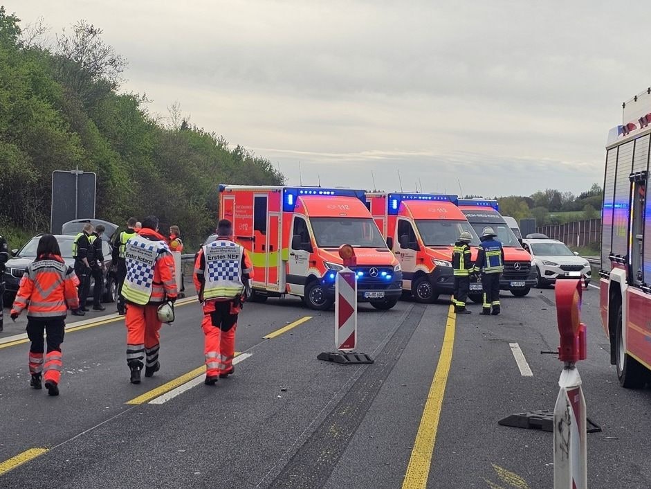 Verkehrsunfall auf der Autobahn A3 bei Königswinter.