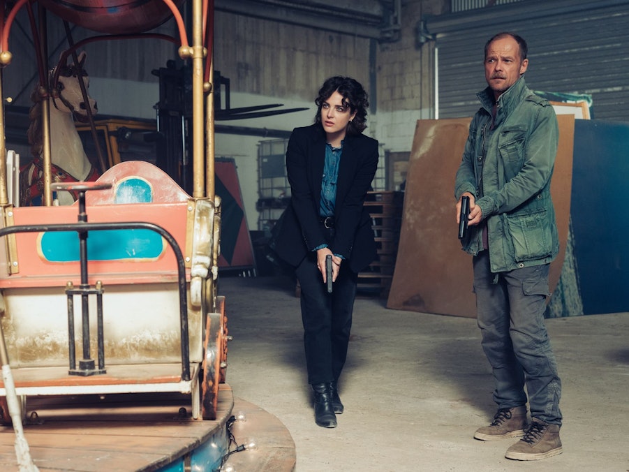 Maria Eisler und Micha Oberländer auf dem Jahrmarkt.
