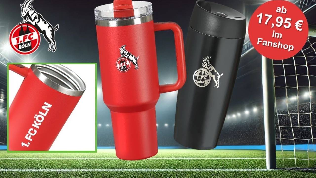 Zwei 1. FC Köln Trinkbecher vor Stadionkulisse: ein großer roter Edelstahl-Trinkbecher mit Griff und Geißbock-Logo im Stanley-Cup-Stil mit Detailansicht der Edelstahl-Innenwandung und FC-Köln-Schriftzug, sowie ein schwarzer Thermobecher mit FC-Wappen – ab 17,95 € im FC Fanshop erhältlich.