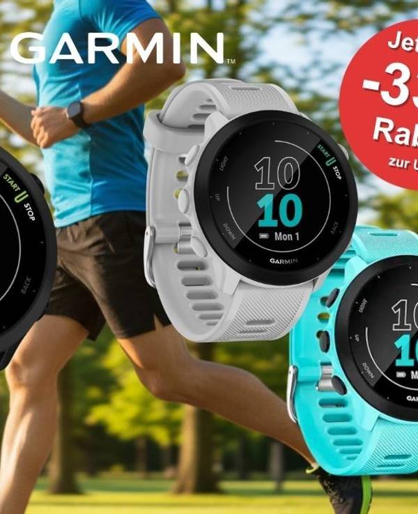 Garmin Forerunner 55 GPS-Laufuhr in drei Farben (Schwarz, Weiss, Mint) vor einem joggenden Mann im Park bei Sonnenschein, mit Amazon-Logo und Sale-Badge: Jetzt bis -33% Rabatt zur UVP