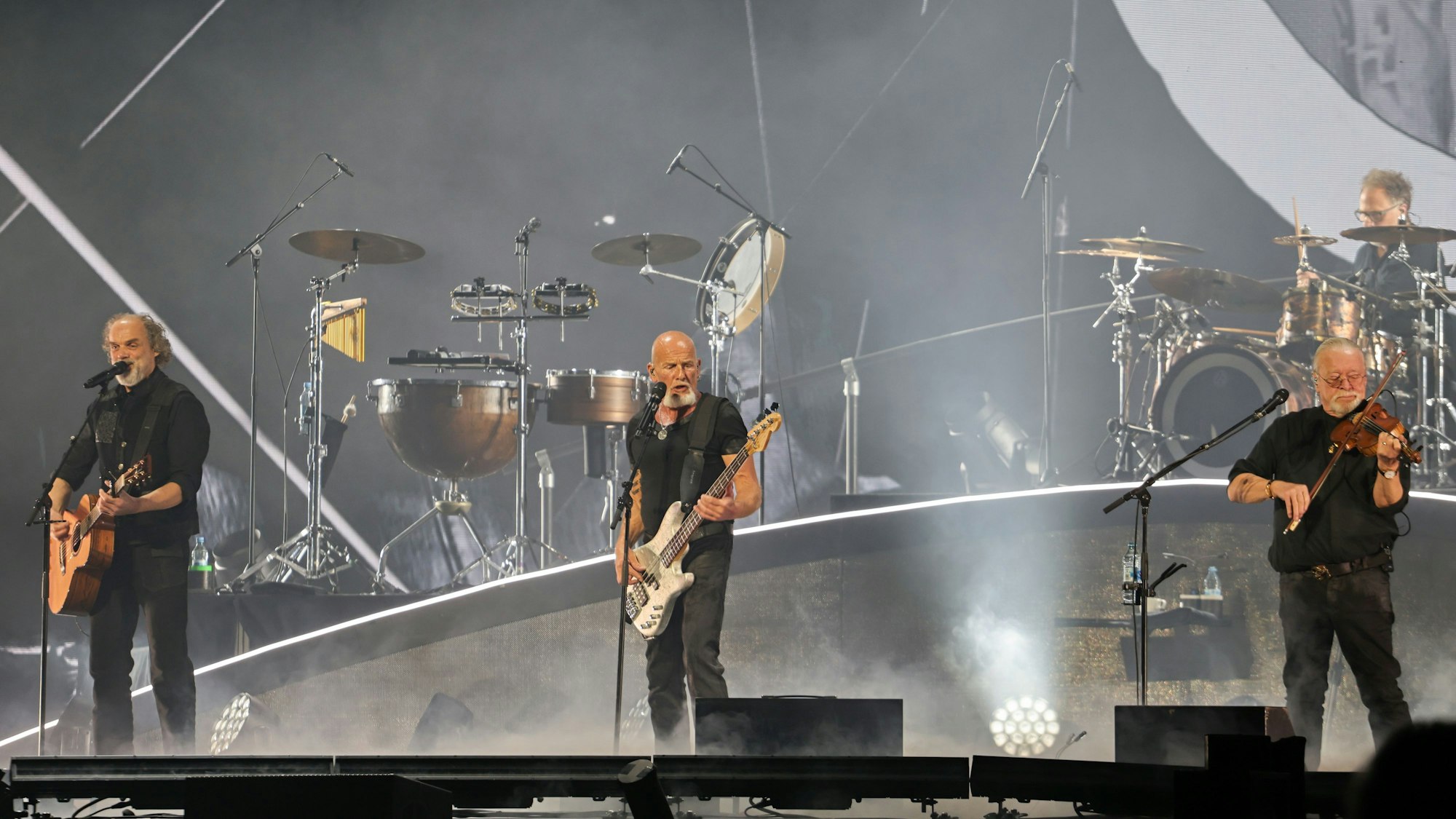 Santiano beim Konzert in der Lanxess-Arena.