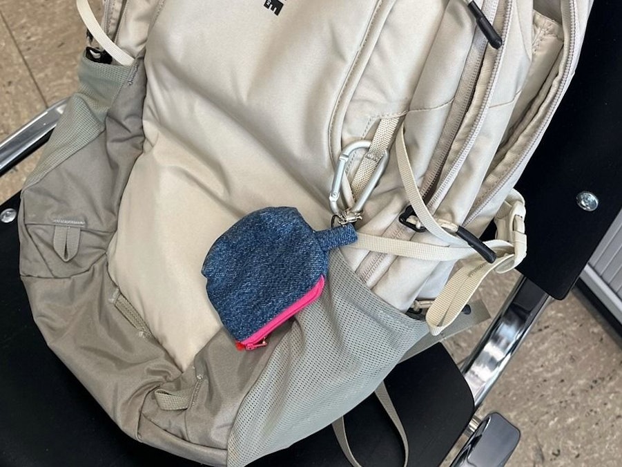 Sichergestelltes Diebesgut nach Pkw-Aufbrüchen in Düren.