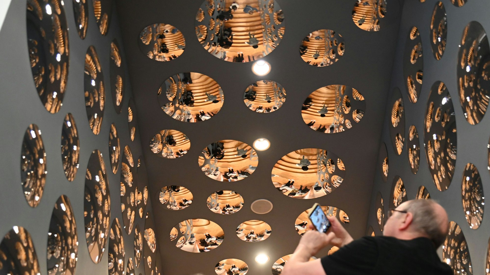 Ausstellung Yayoi Kusama im Museum Ludwig 2026