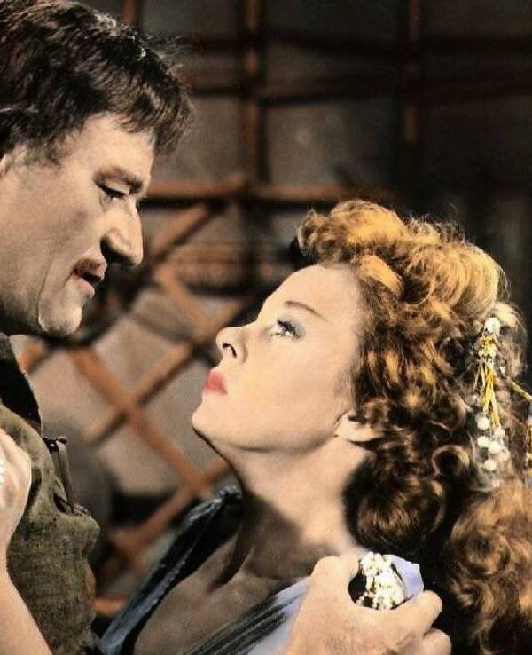 John Wayne (als Dschingis Khan) und Susan Hayward (als Bortai) in „Der Eroberer“.