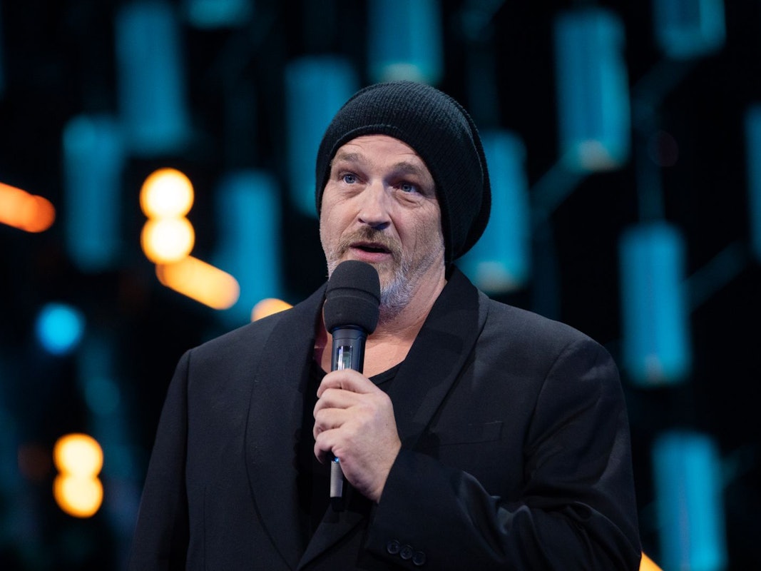 Bei Comedian Torsten Sträter ist ein Tumor entdeckt worden. Das teilte Sträter auf seiner Website mit. (Bild: 2019 Getty Images/Joshua Sammer)