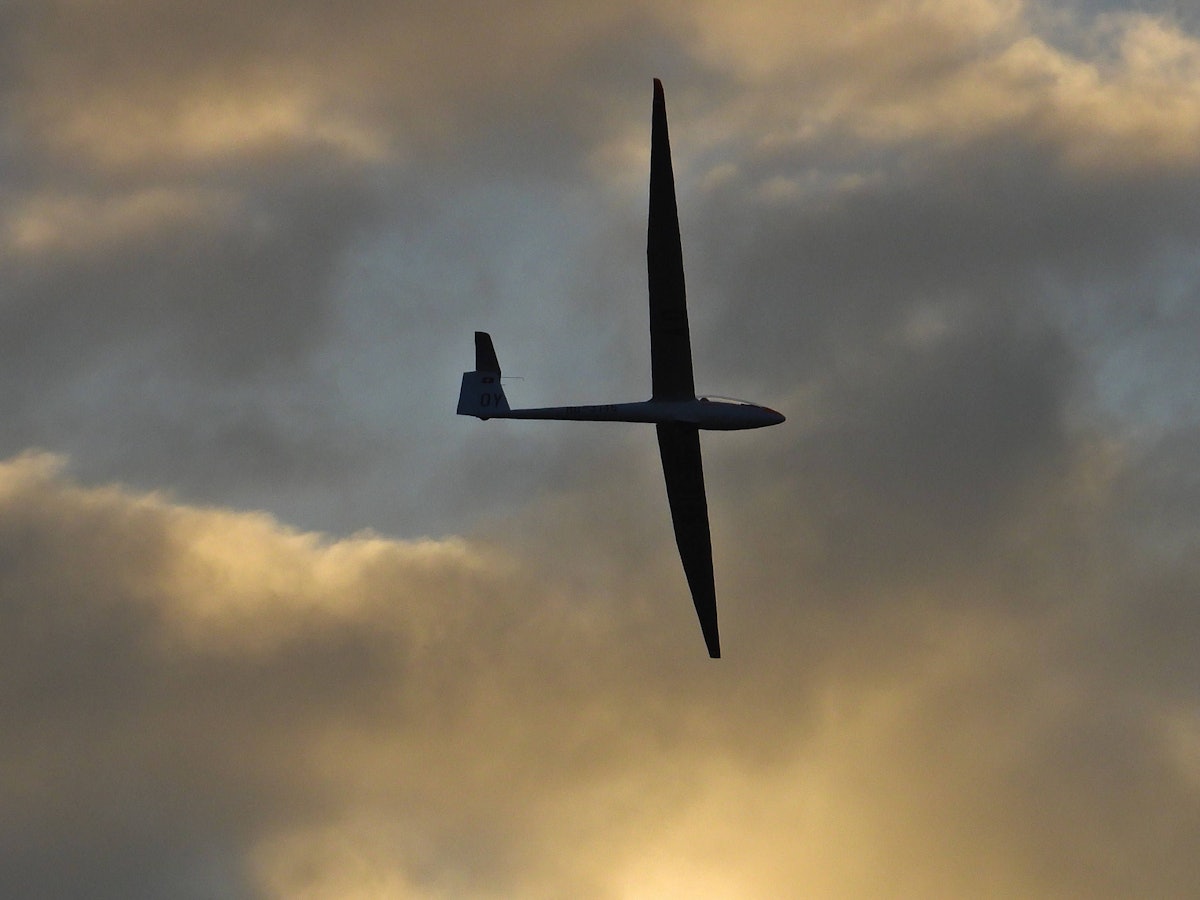 20.09.2025 Kaegiswil Obwalden. Bild : Segelflugzeug DY HB - 3146 *** 20 09 2025 Kaegiswil Obwalden Picture glider DY HB 3146 PUBLICATIONxNOTxINxSUI
