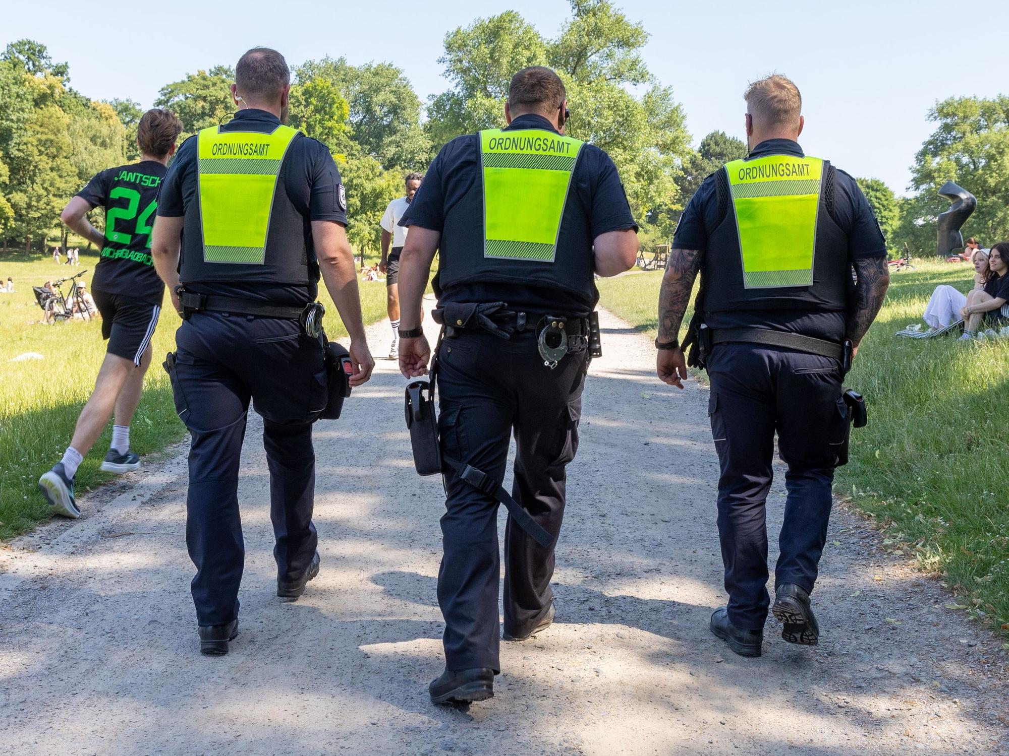 Ordnungsamt am Aachener Weiher