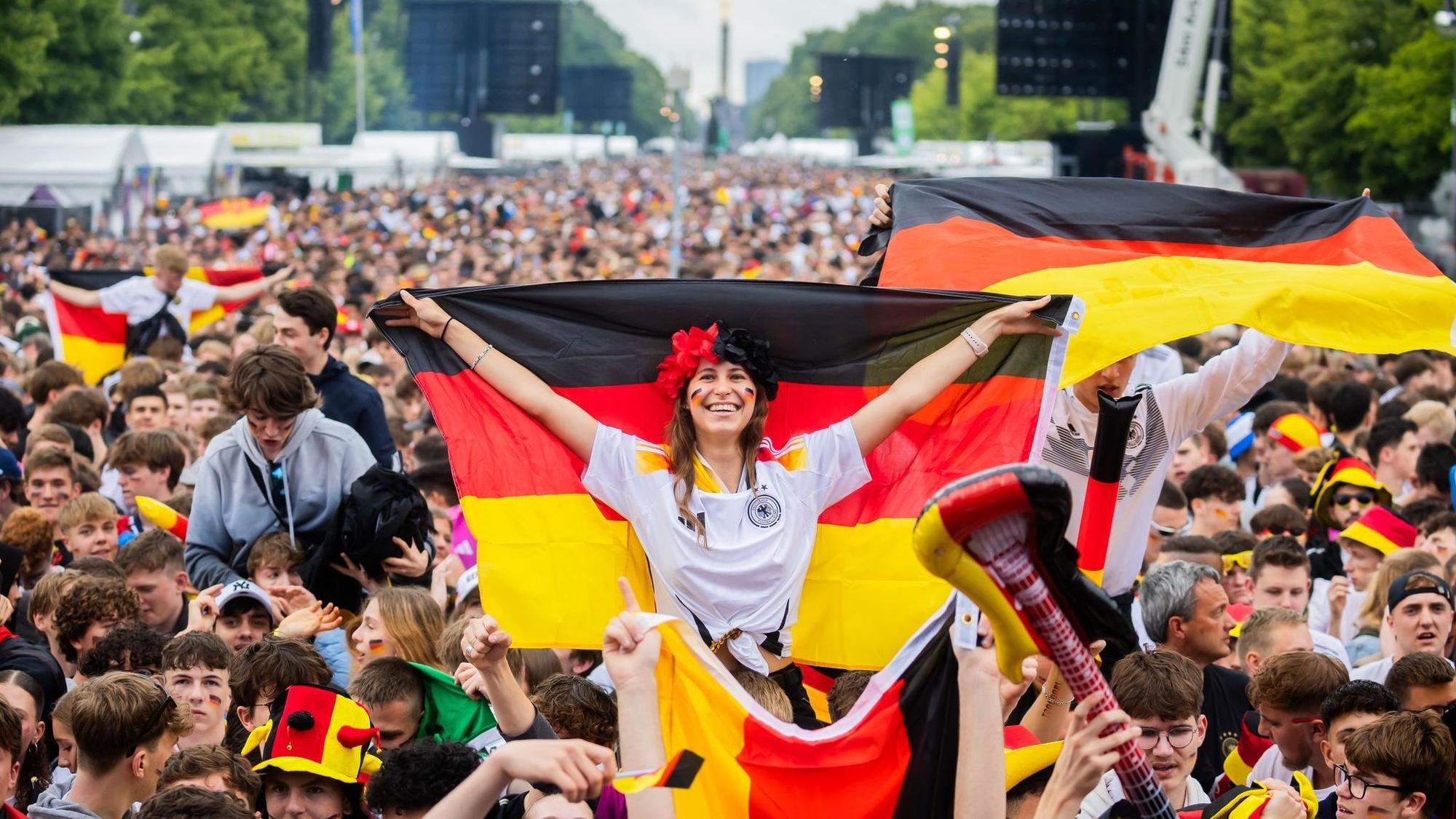 Public Viewing