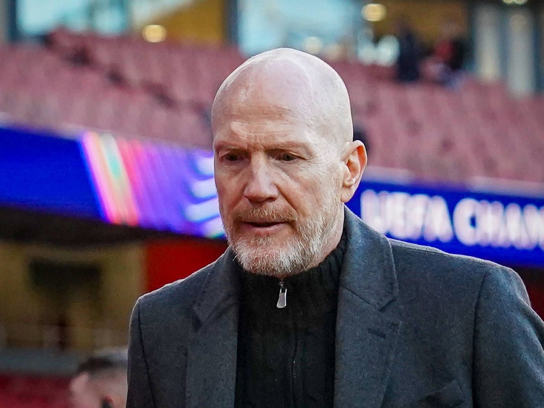 Matthias Sammer im Stadion bei einem Einsatz als TV-Experte.