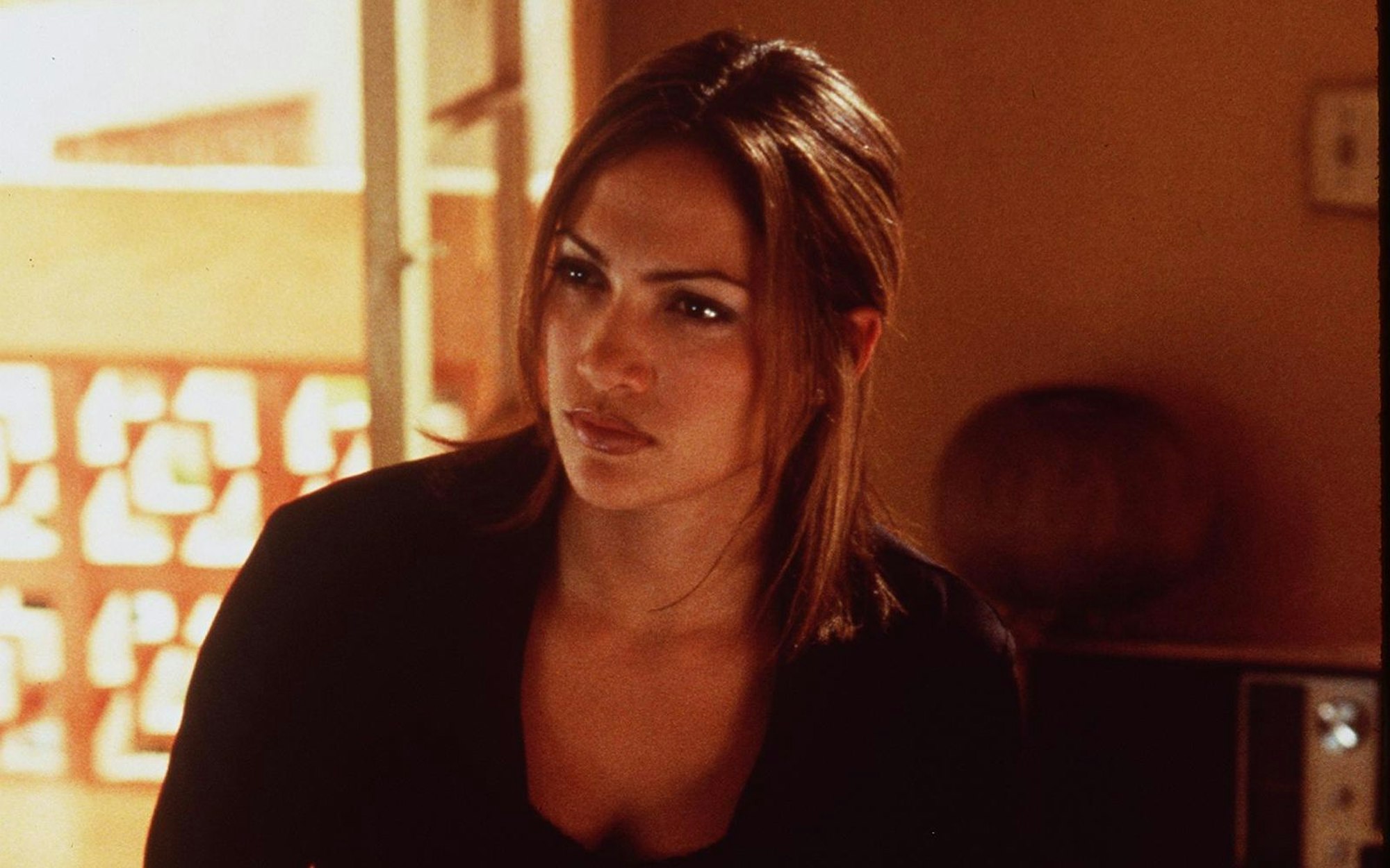 In „Out Of Sight“ glänzte Jennifer Lopez als Polizistin, die von einem Bankräuber (George Clooney) entführt wird. (Bild: Getty Images)