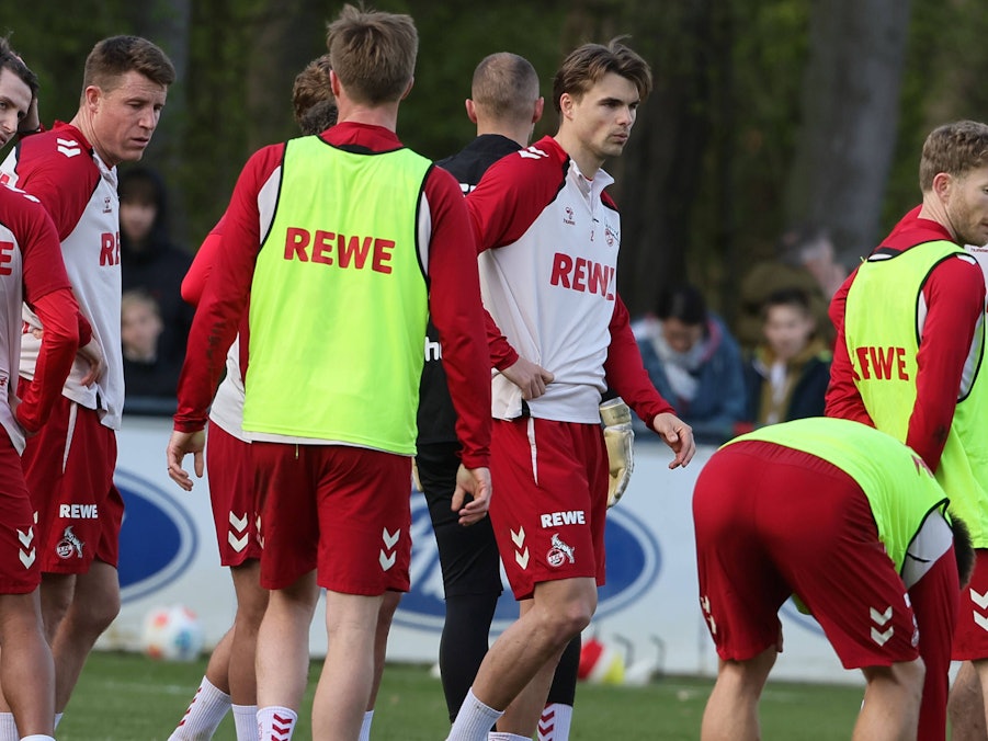 Die Profis des 1. FC Köln im Training.