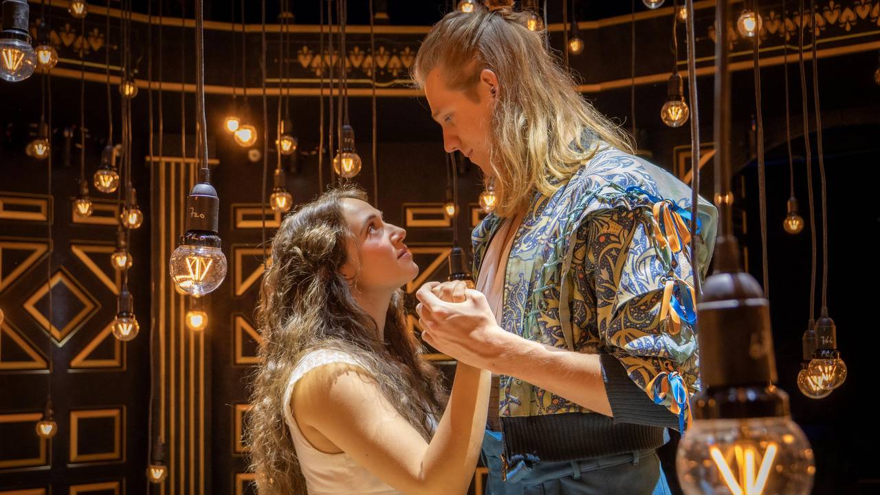 Szene aus dem Musical „Romeo & Julia – Liebe ist alles“.