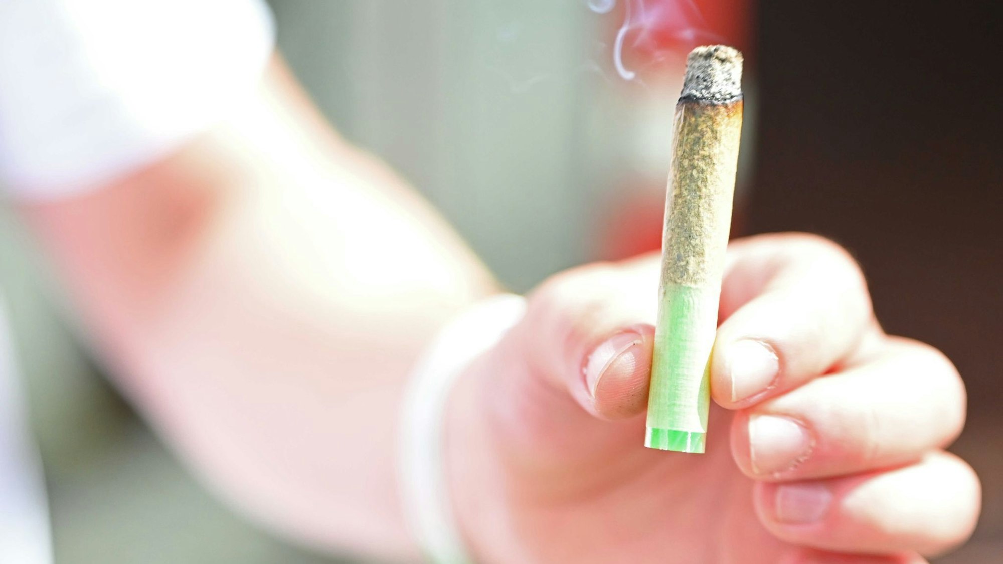 Niederländische Polizei beschlagnahmt 86.000 Joints