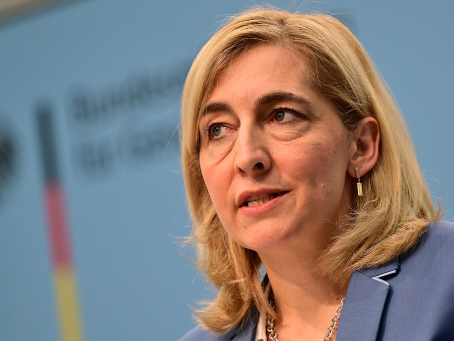 Ministerin Warken zur Finanzreform der gesetzlichen Krankenkasse