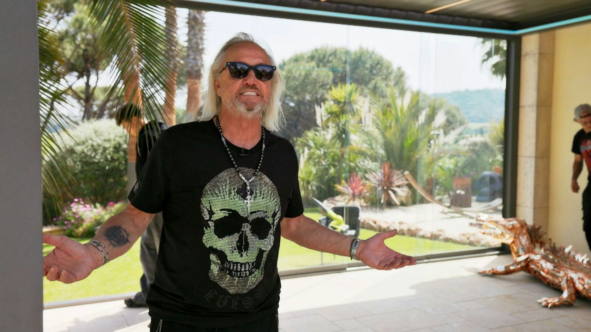 Robert Geiss wundert sich über seine wütende Ehefrau: „Ich dachte, sie kriegt einen Herzinfarkt!“ (Bild: RTLZWEI)