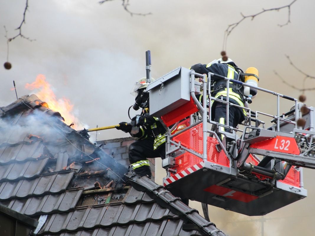 Balkonbrand in Bonn-Pützchen in der Nacht zu Freitag.