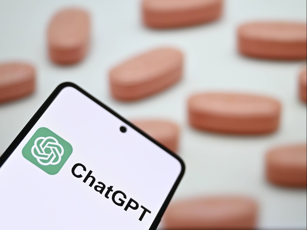 ChatGPT auf Handy-Display.