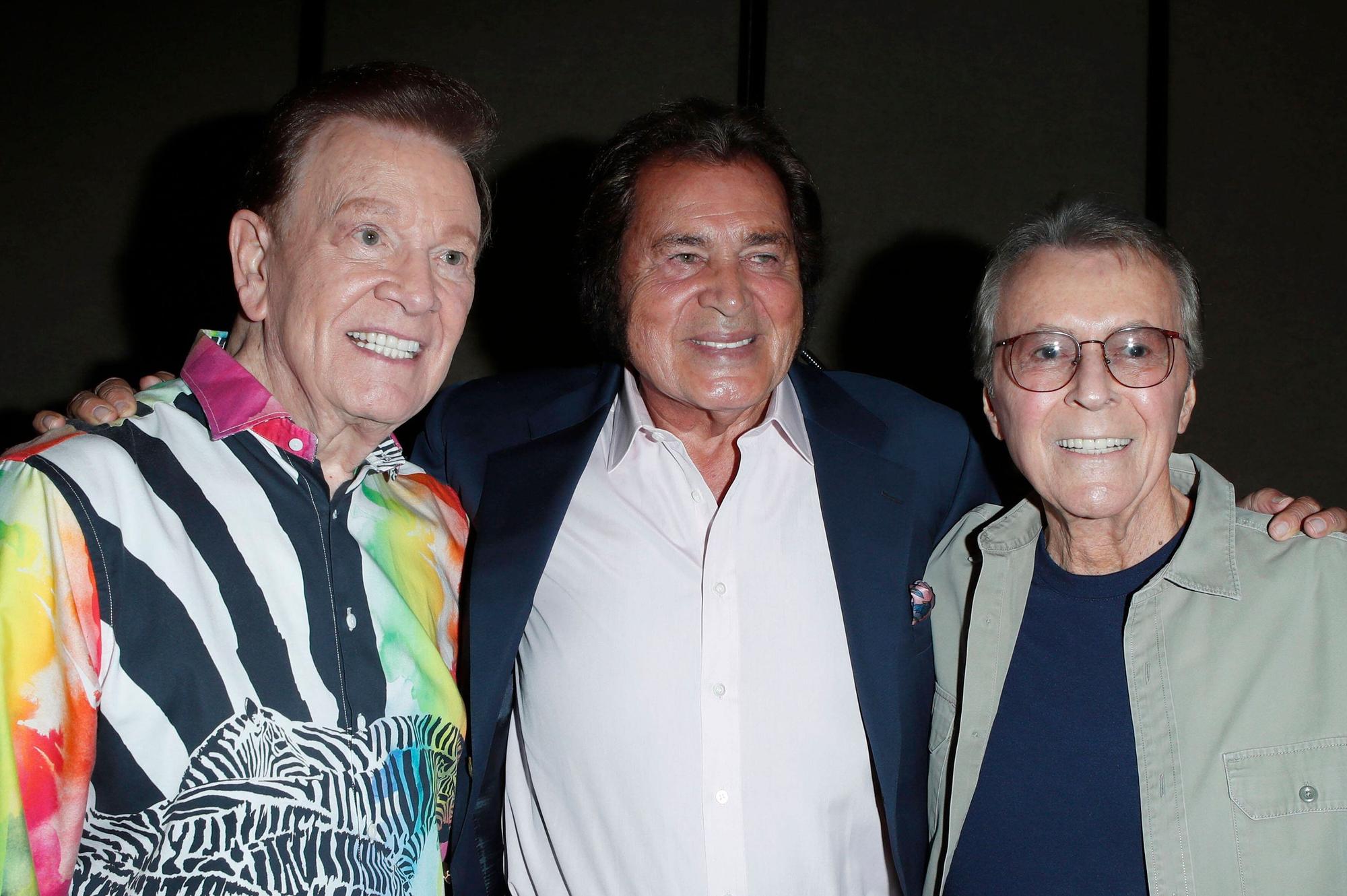Engelbert Humperdinck und Kollegen posieren.