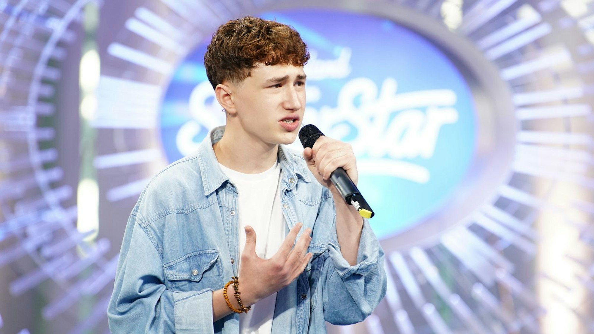 Timur Gross (19) verblüffte Dieter Bohlen, weil er Justin Biebers „Lonely“ gut performte.