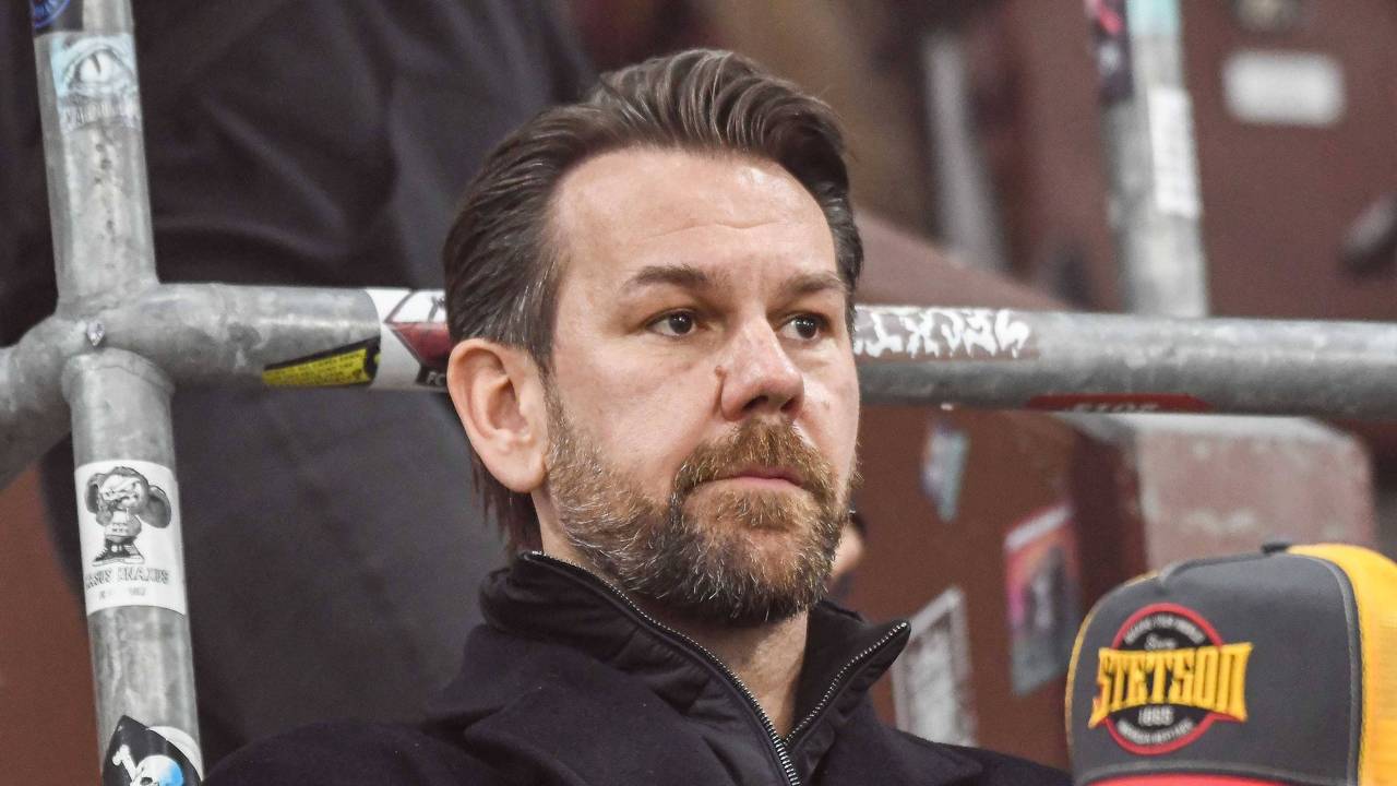 Thomas Kessler beim Spiel des 1. FC Köln auf St. Pauli.