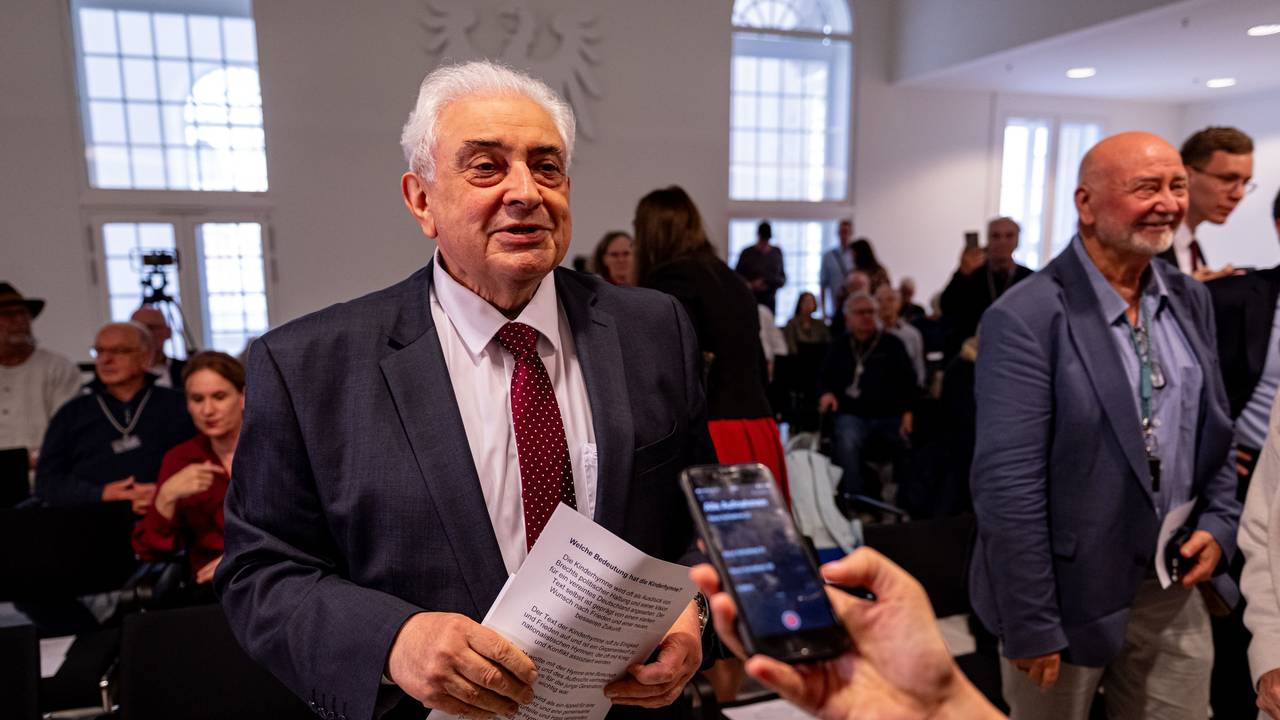 Der russische Botschafter Sergej Netschajew