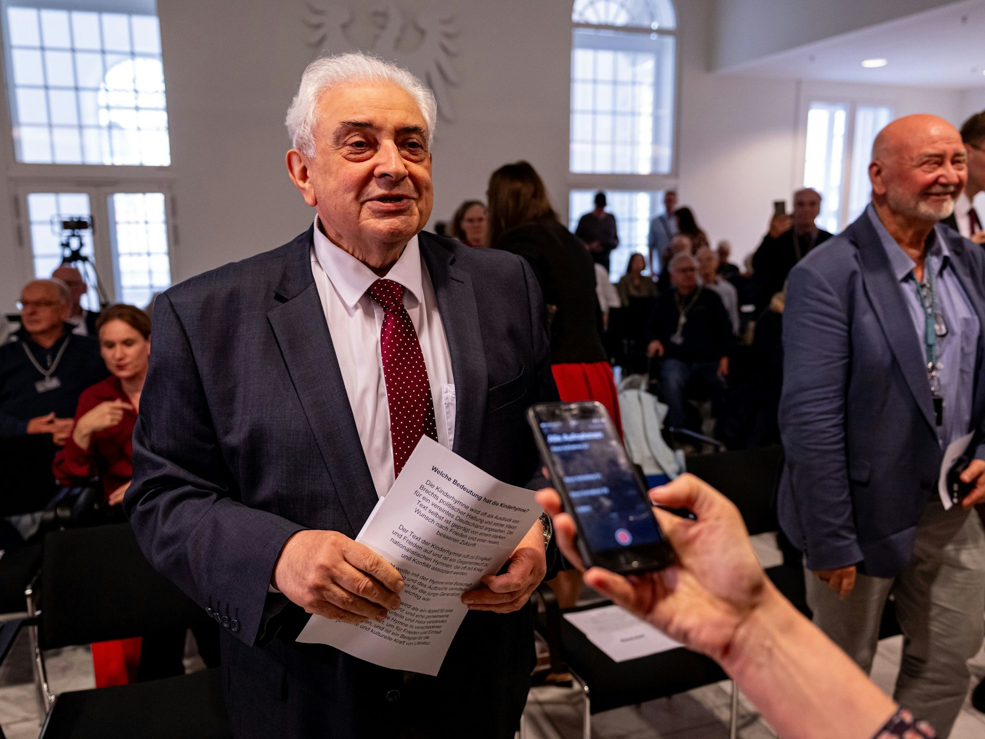 Der russische Botschafter Sergej Netschajew