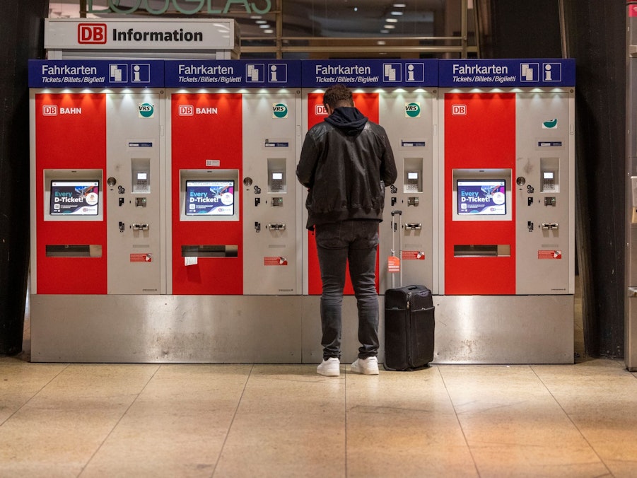 SPD will Deutschlandticket in NRW drei Monate halbieren