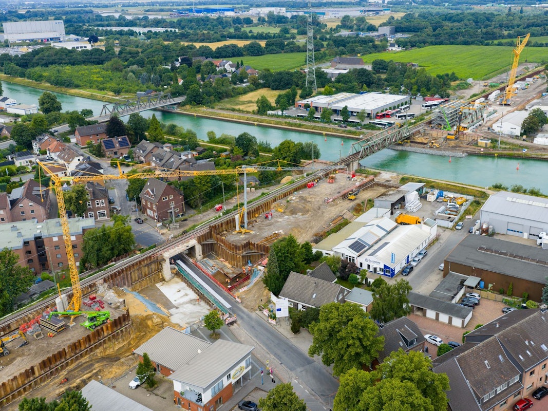 Halbzeit der Bauphase der Bahnstrecke Oberhausen-Emmerich