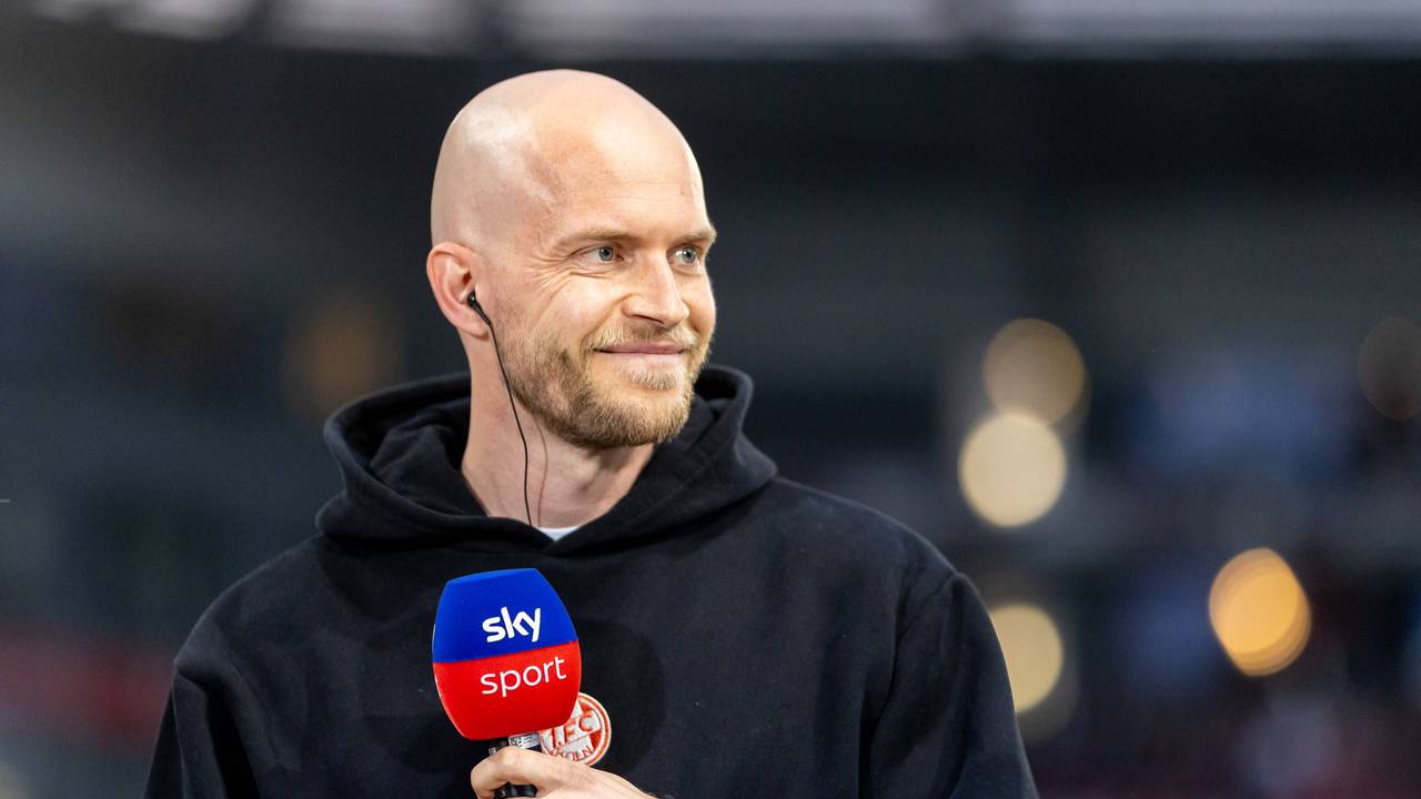 René Wagner spricht vor einem FC-Spiel im TV-Interview.