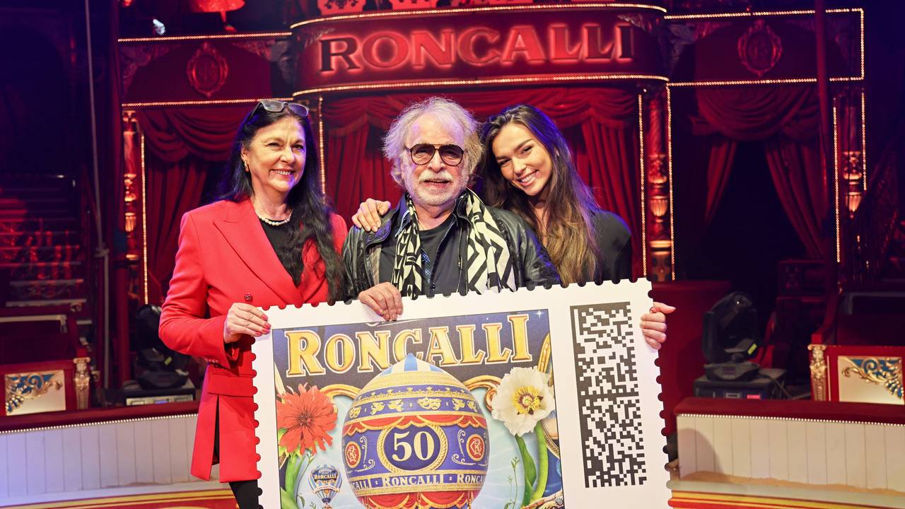 Bernhard Paul mit Ehefrau Eliana und Tochter Lili Paul-Roncalli.