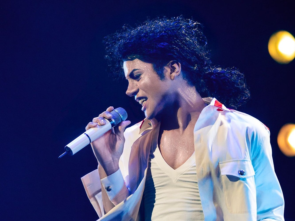 Die vielleicht schwierigste Biopic-Aufgabe, die man sich vorstellen kann: „Michael“ würdigt den 2009 verstorbenen „King of Pop“ Michael Jackson. (Bild: Lionsgate/Kevin Mazur)