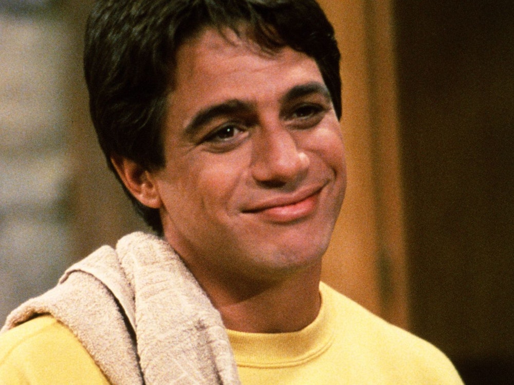 In der Sitcom „Wer ist hier der Boss?“ spielte Tony Danza seine erfolgreichste Rolle. Nun wird der US-Schauspieler und ehemalige Boxer 75 Jahre alt. (Bild: 2022 Sony Pictures Entertainment)