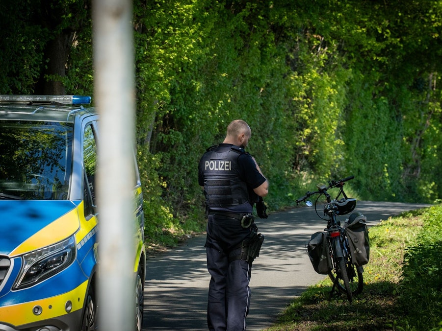 Senior greift bei Streit ein - mit Messer verletzt