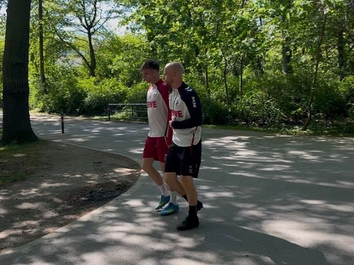 Wagner und Bülter im Einzelgespräch am Geißbockheim: