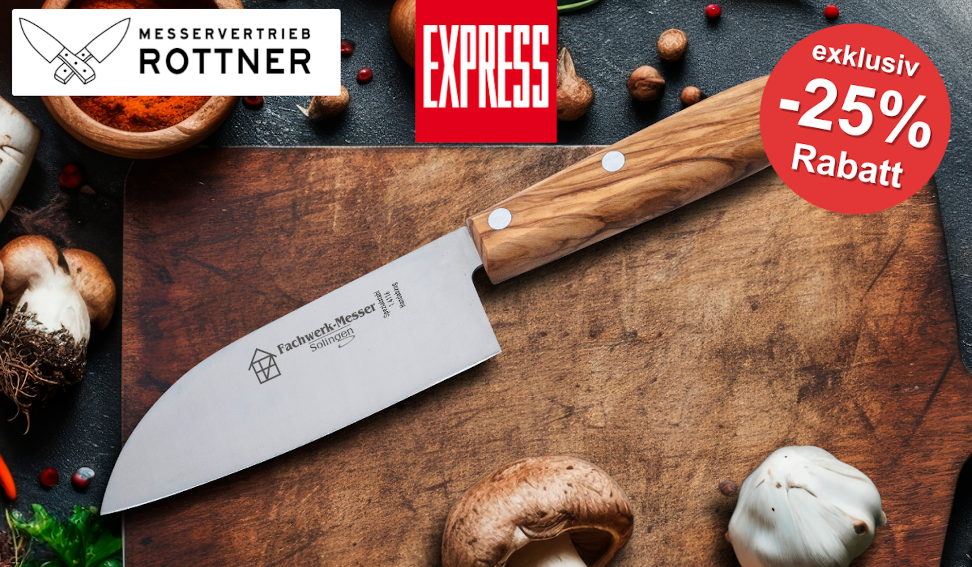 Das Fachwerk Santuko Messer auf einem Schneidebrett.