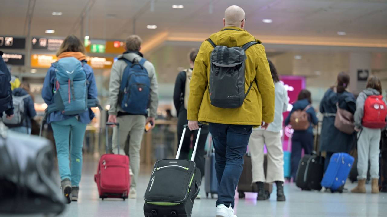 Passagiere mit Handgepäck