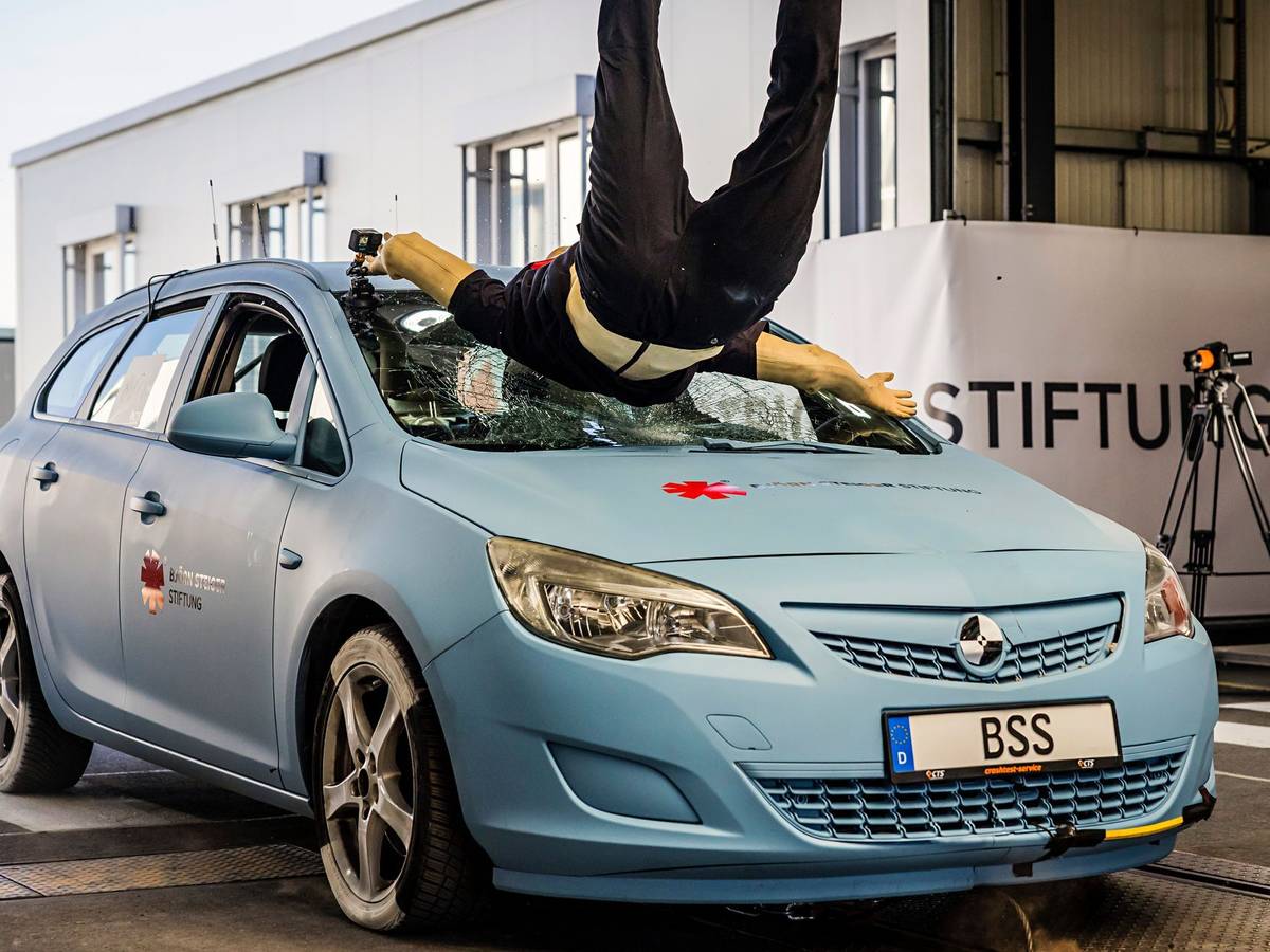 Björn Steiger Stiftung mit Crashtest