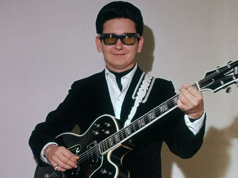 In den frühen 60er-Jahren zählte Roy Orbison zu den größten Stars im Musikbusiness. (Bild: Moore/Fox Photos/Getty Images)