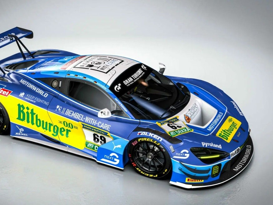 In diesem Dörr McLaren 720S GT3 mit dem speziellen Schumi-Design geht Timo Glück am Nürburgring ins Rennen.