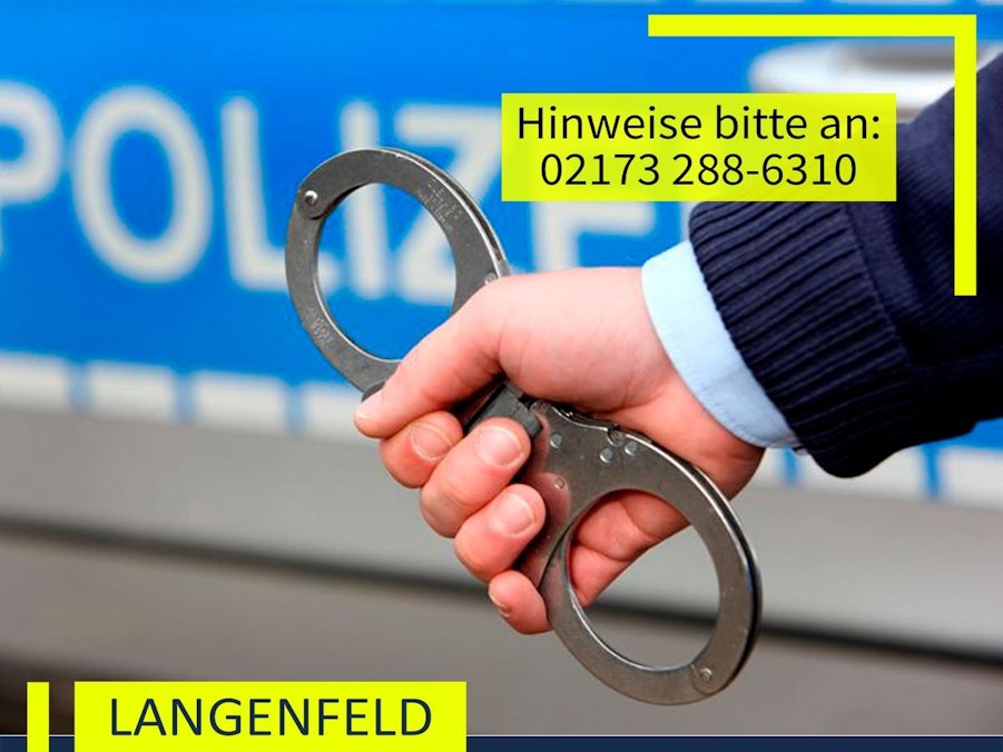 Symbolbild Polizei: Blaulicht auf einem Polizeiauto.