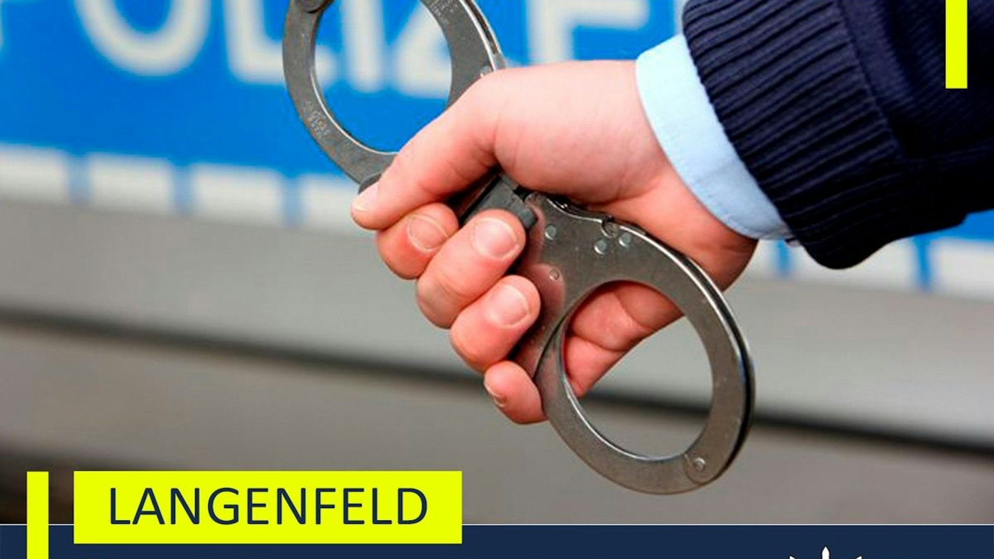 Symbolbild Polizei: Blaulicht auf einem Polizeiauto.