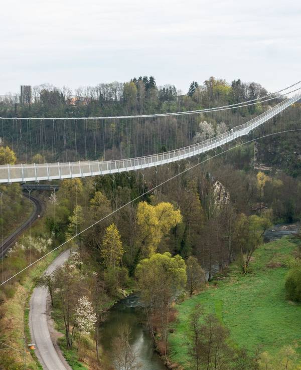 Fußgängerhängebrücke «Neckarline» in Rottweil