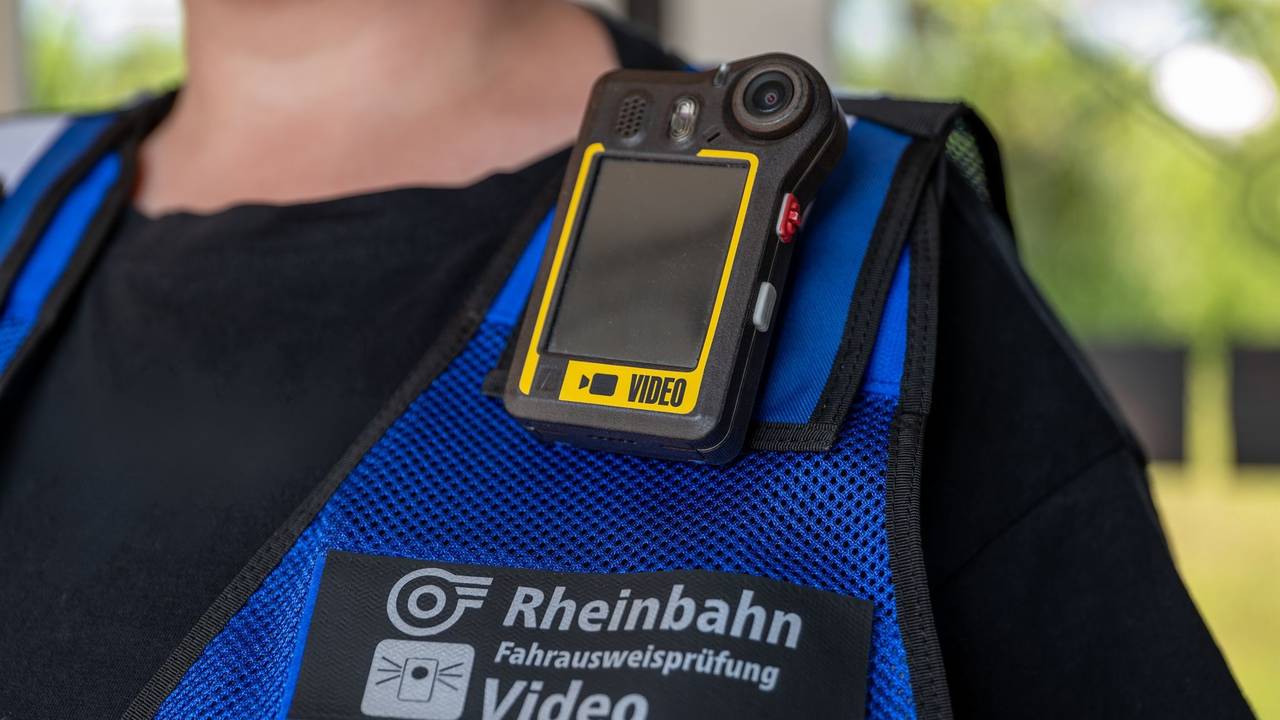 Rheinbahn setzt auf mehr Kameras in Bussen, Bahnen und Bahnhöfen