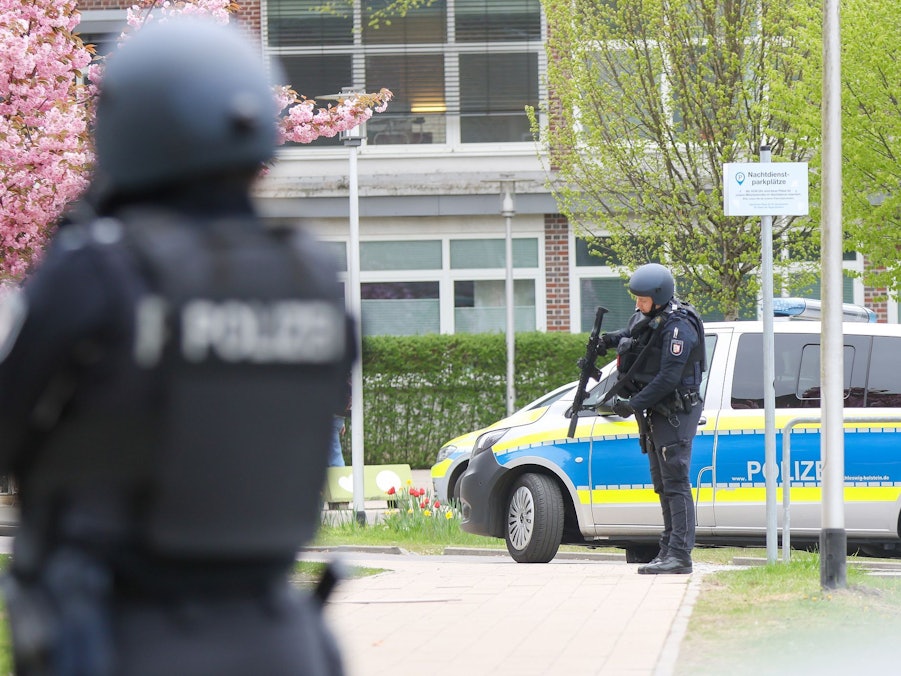Polizei-Einsatz in Rellingen bei Hamburg